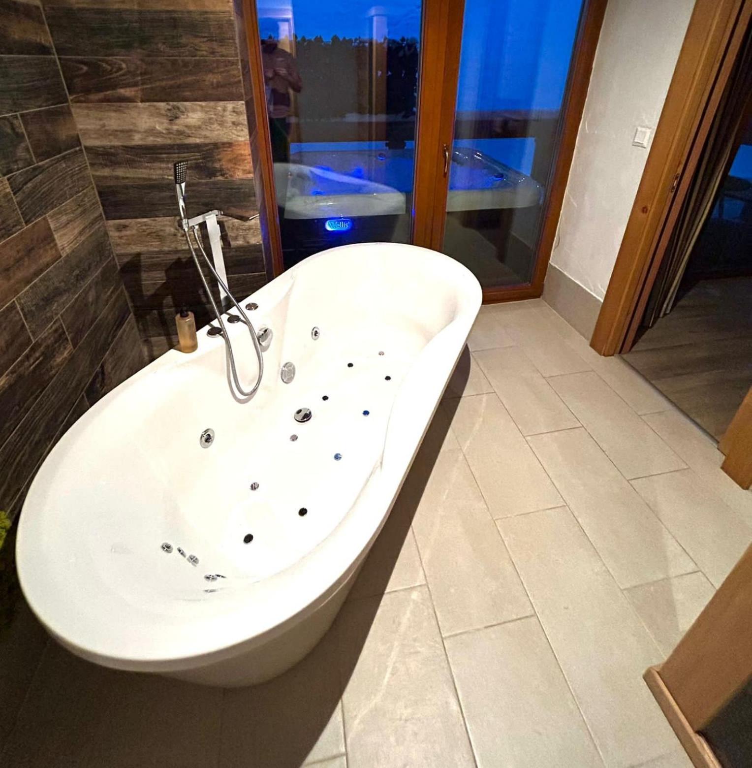 Chalet Jasna Wellness Apartment Maxim Jacuzzi & Sauna Demänovská Dolina Extérieur photo